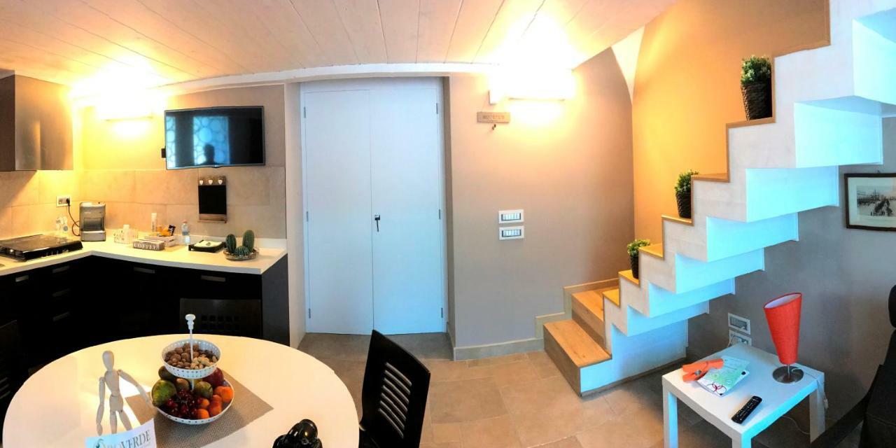 Oroverde B&B Trani Exteriör bild