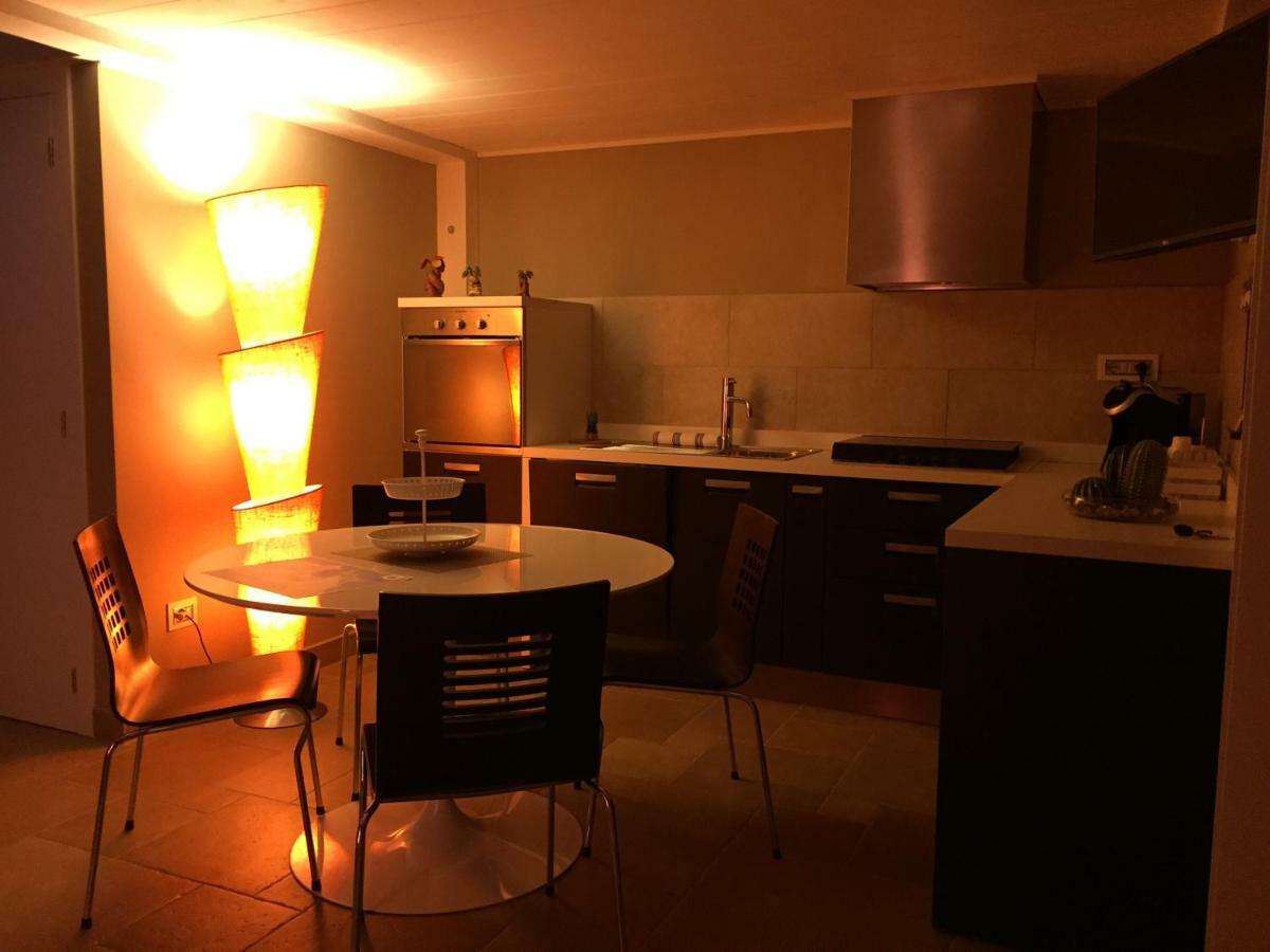 Oroverde B&B Trani Exteriör bild